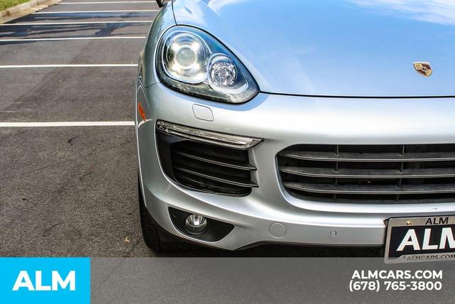 Photo of 2017 Rhodium Silver Porsche Cayenne