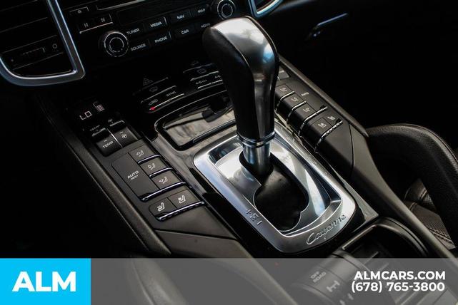 Photo of 2017 Rhodium Silver Porsche Cayenne