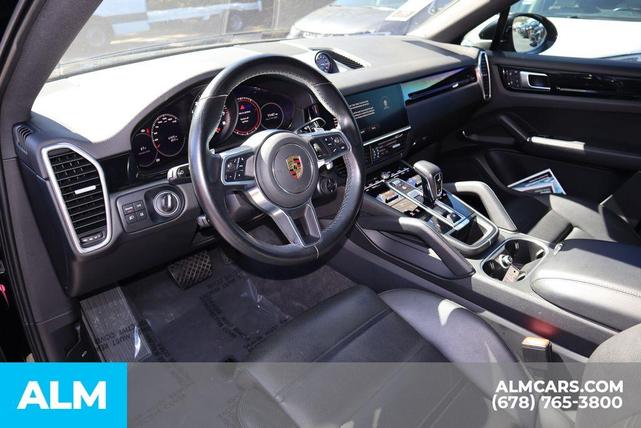 Photo of 2022 Black Porsche Cayenne