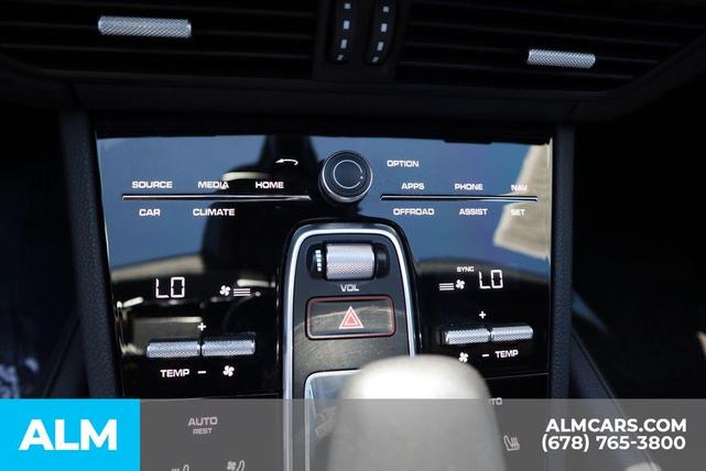 Photo of 2022 Black Porsche Cayenne