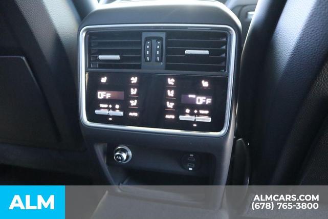 Photo of 2022 Black Porsche Cayenne