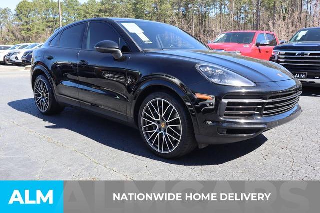 Photo of 2022 Black Porsche Cayenne