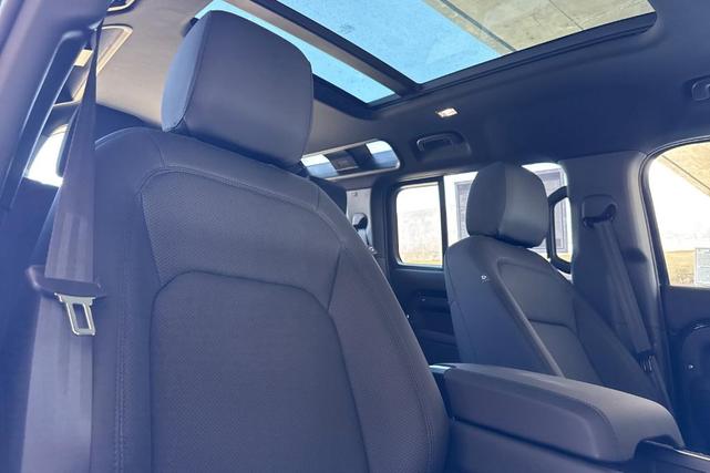 Photo of 2025 Santorini Black Land Rover Defender