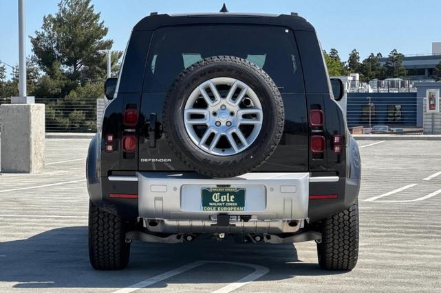 Photo of 2025 Santorini Black Land Rover Defender