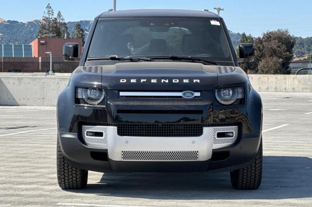 Photo of 2025 Santorini Black Land Rover Defender
