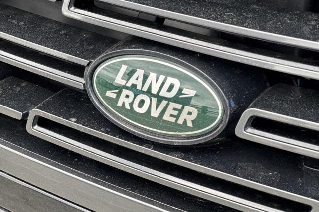 Photo of 2025 Santorini Black Land Rover Range Rover