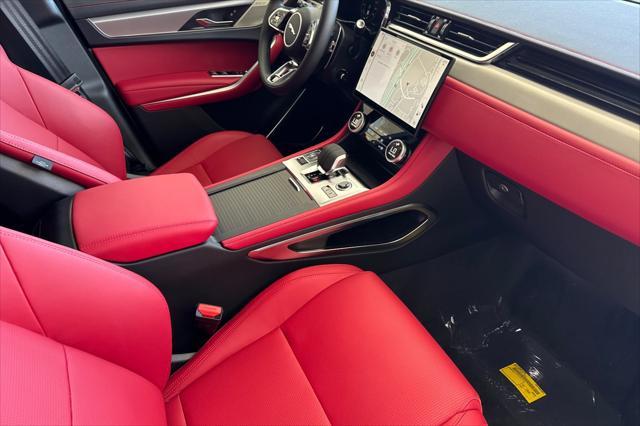 Photo of 2026 Fuji White Jaguar F-PACE