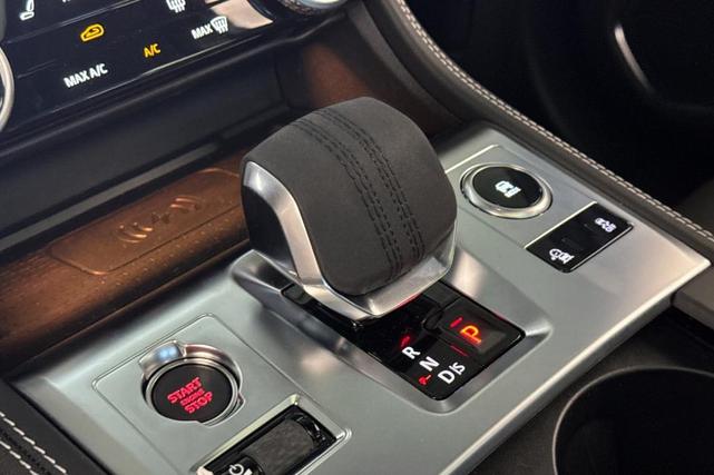 Photo of 2026 Santorini Black Jaguar F-PACE