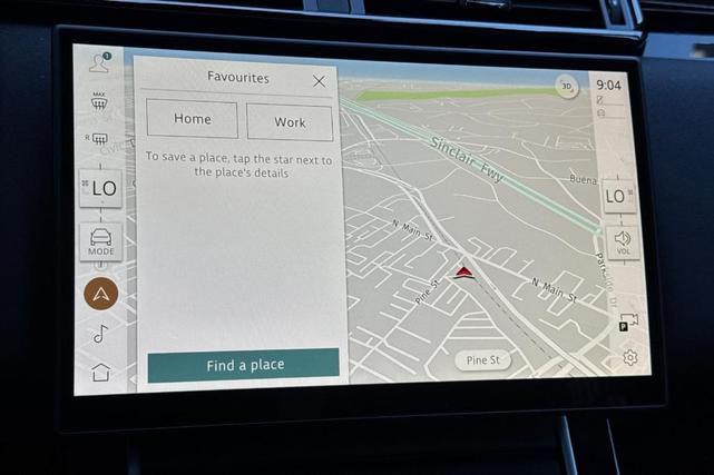 Photo of 2025 White Land Rover Range Rover Velar