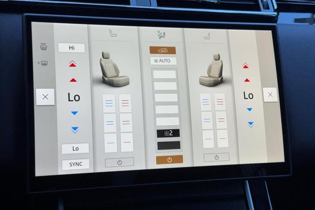 Photo of 2025 White Land Rover Range Rover Velar