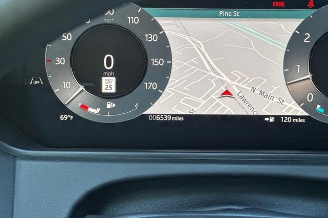 Photo of 2025 White Land Rover Range Rover Velar