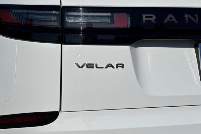 Photo of 2025 White Land Rover Range Rover Velar