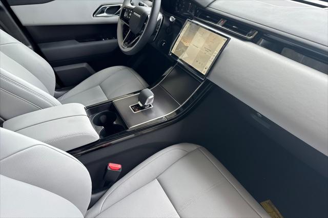 Photo of 2026 Varesine Blue Land Rover Range Rover Velar