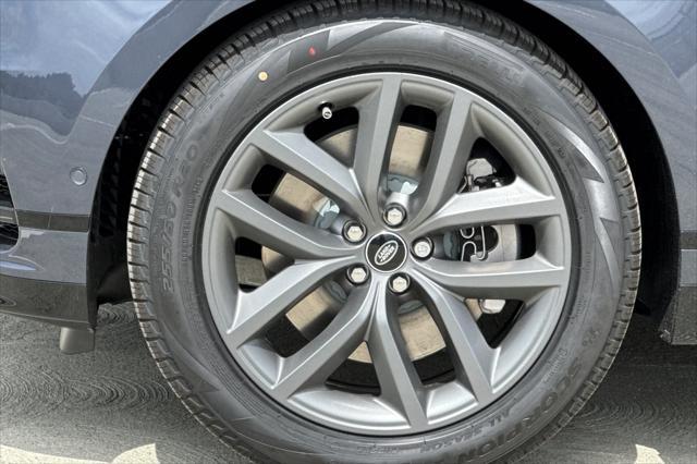 Photo of 2026 Varesine Blue Land Rover Range Rover Velar