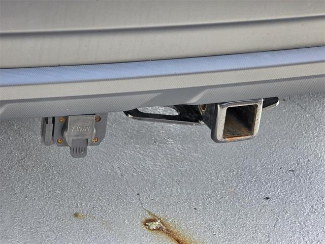 Photo of 2024 Crystal White Pearl Subaru Outback