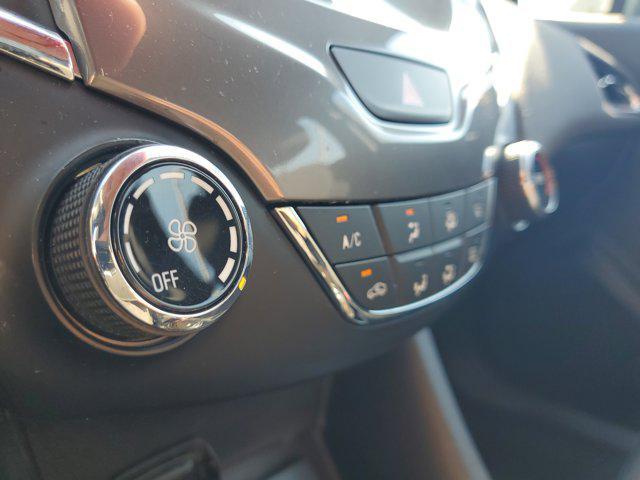 Photo of 2018 Graphite Metallic Chevrolet Cruze