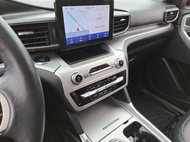 Photo of 2022 Agate Black Metallic Ford Explorer