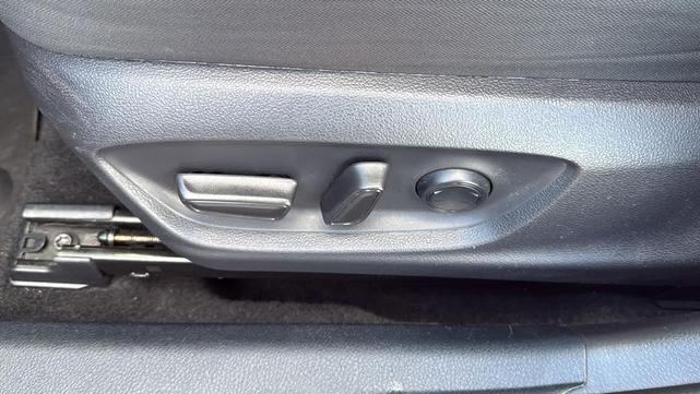 Photo of 2020 Midnight Black Metallic Toyota Camry