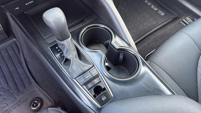 Photo of 2020 Midnight Black Metallic Toyota Camry