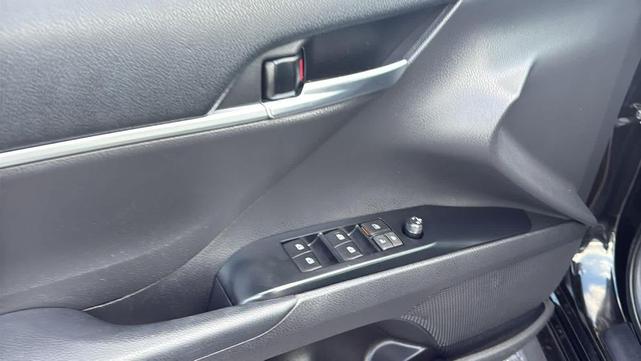 Photo of 2020 Midnight Black Metallic Toyota Camry