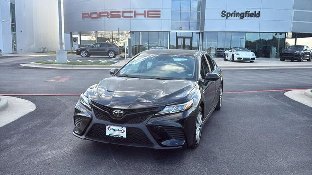 Photo of 2020 Midnight Black Metallic Toyota Camry
