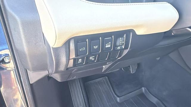 Photo of 2021 Abyss Blue Pearl Subaru Ascent