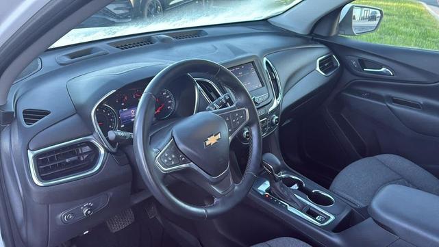 Photo of 2023 Summit White Chevrolet Equinox