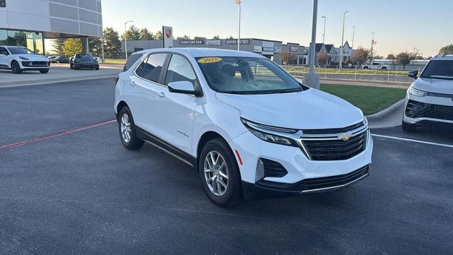Photo of 2023 Summit White Chevrolet Equinox