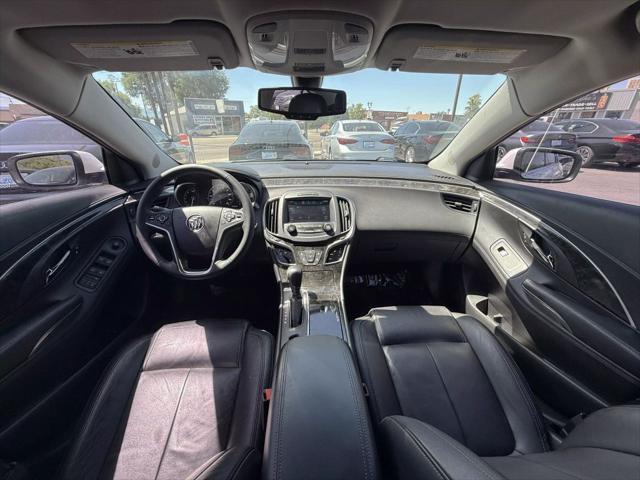 Photo of 2015 White Buick LaCrosse