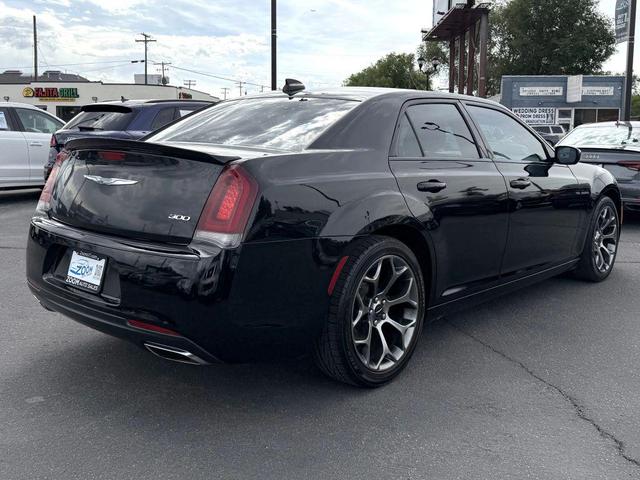 Photo of 2018 Gloss Black Chrysler 300
