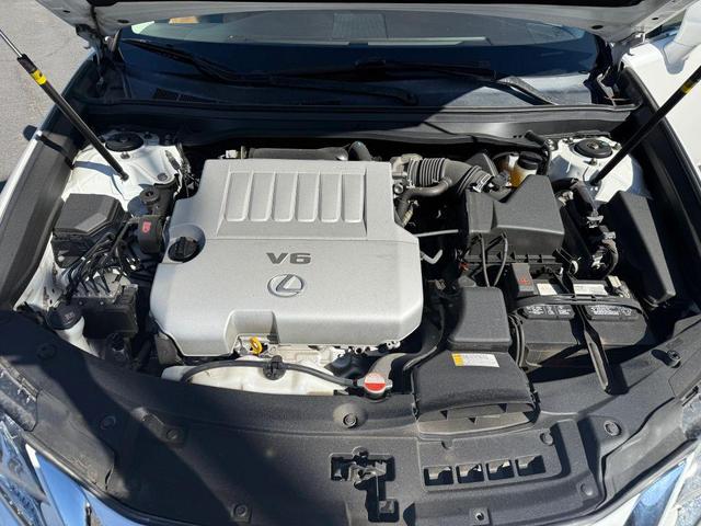 Photo of 2016 Eminent White Pearl Lexus ES 350