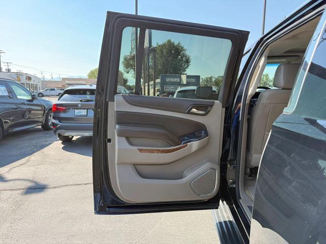 Photo of 2018 Black Chevrolet Suburban