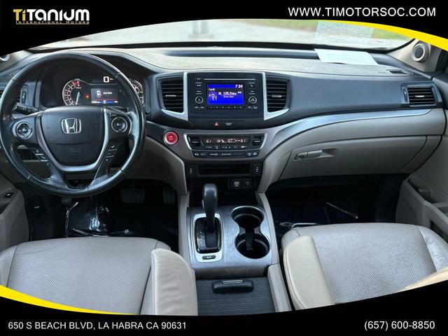 Photo of 2019 White Honda Ridgeline