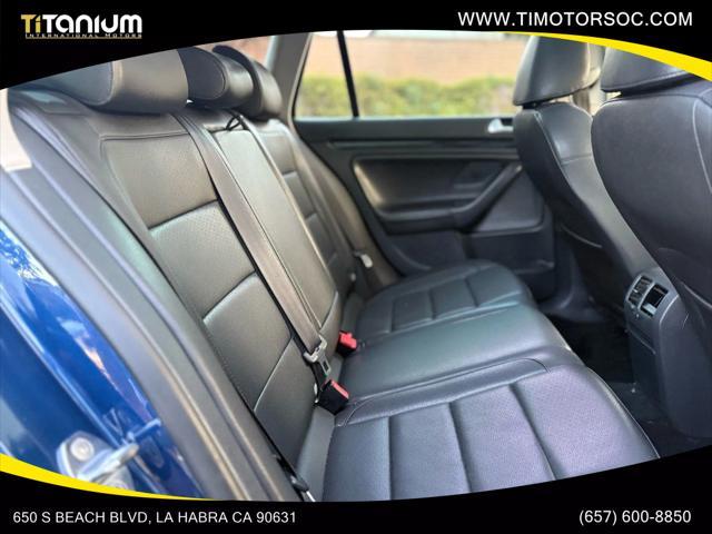 Photo of 2013  Volkswagen Jetta SportWagen