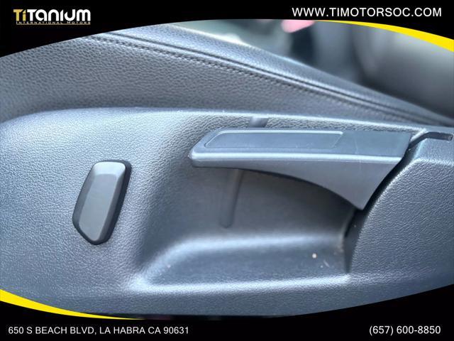 Photo of 2013  Volkswagen Jetta SportWagen