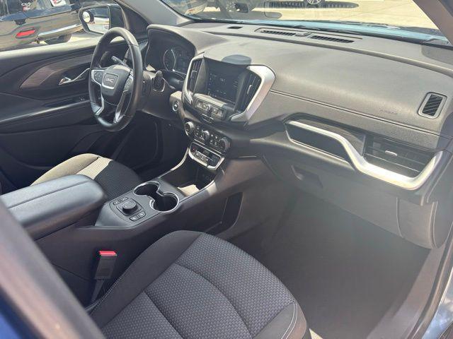 Photo of 2024 Downpour Metallic GMC Terrain