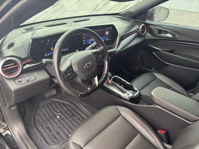 Photo of 2024 Mosaic Black Metallic Chevrolet Trax