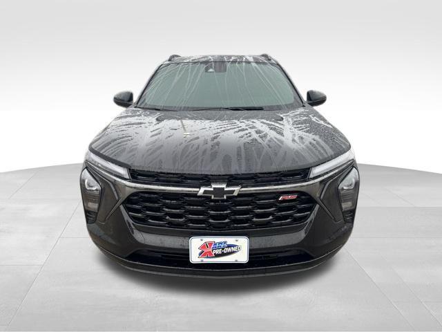 Photo of 2024 Mosaic Black Metallic Chevrolet Trax