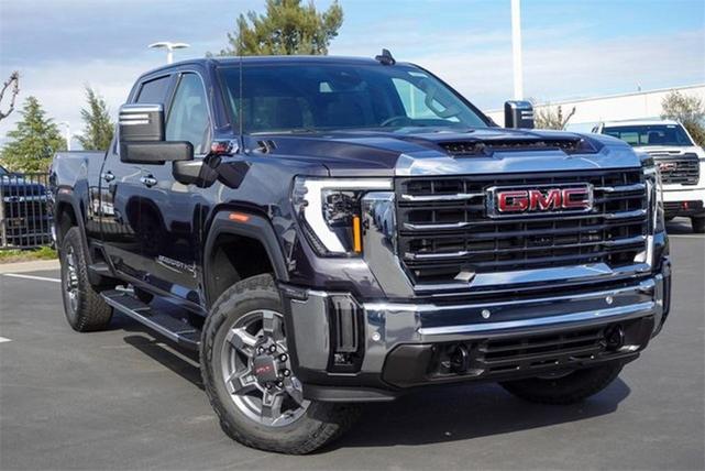 Photo of 2025 Titanium Rush Metallic GMC Sierra 2500