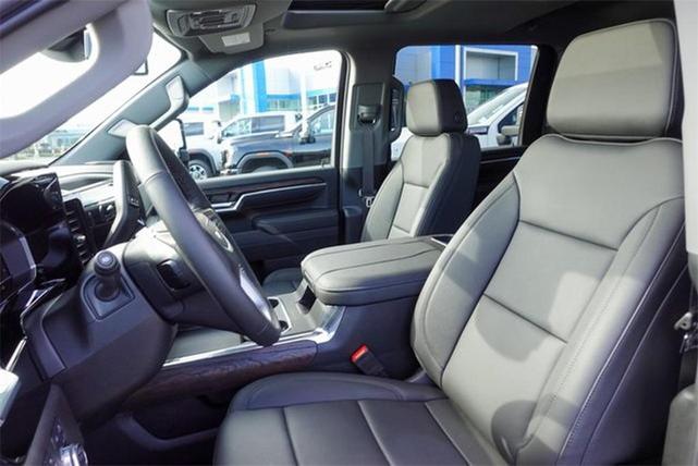 Photo of 2025 Titanium Rush Metallic GMC Sierra 2500