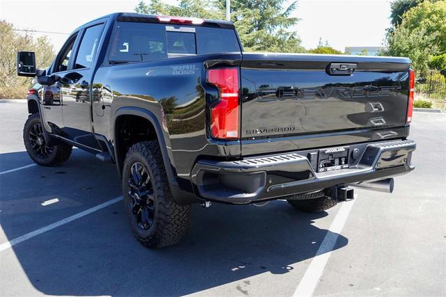 Photo of 2025 Black Chevrolet Silverado 2500