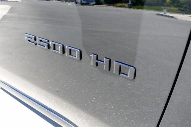 Photo of 2025 Black Chevrolet Silverado 2500