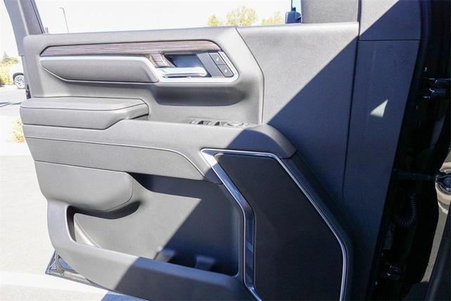Photo of 2025 Black Chevrolet Silverado 2500