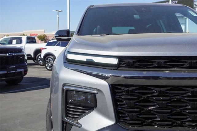 Photo of 2026 Sterling Gray Metallic Chevrolet Traverse