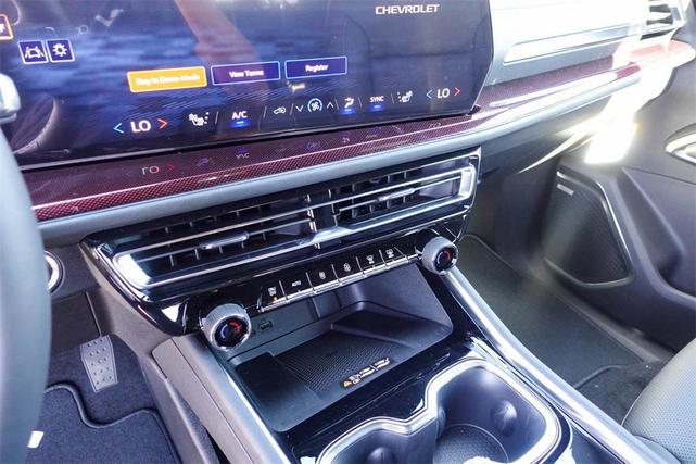 Photo of 2026 Sterling Gray Metallic Chevrolet Traverse