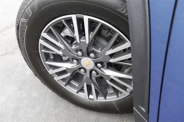 Photo of 2026 Lakeshore Blue Metallic Chevrolet Traverse