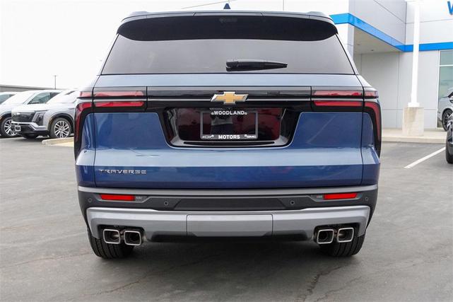 Photo of 2026 Lakeshore Blue Metallic Chevrolet Traverse