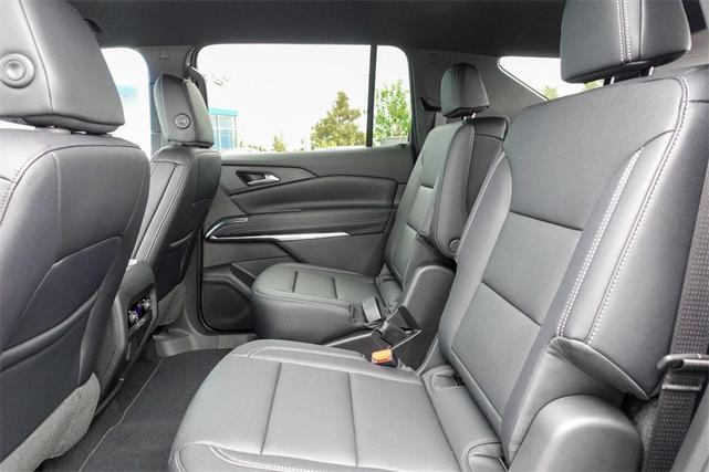 Photo of 2026 Lakeshore Blue Metallic Chevrolet Traverse