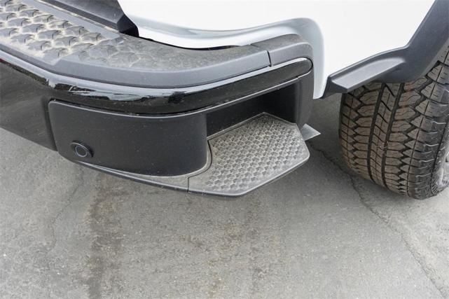 Photo of 2026 Summit White Chevrolet Colorado