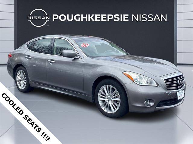 2012 Infiniti M56X